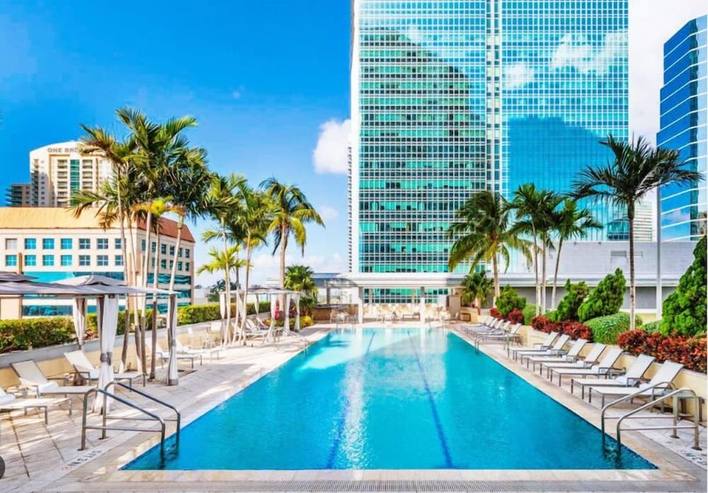 Lux Arch Studios at Brickell