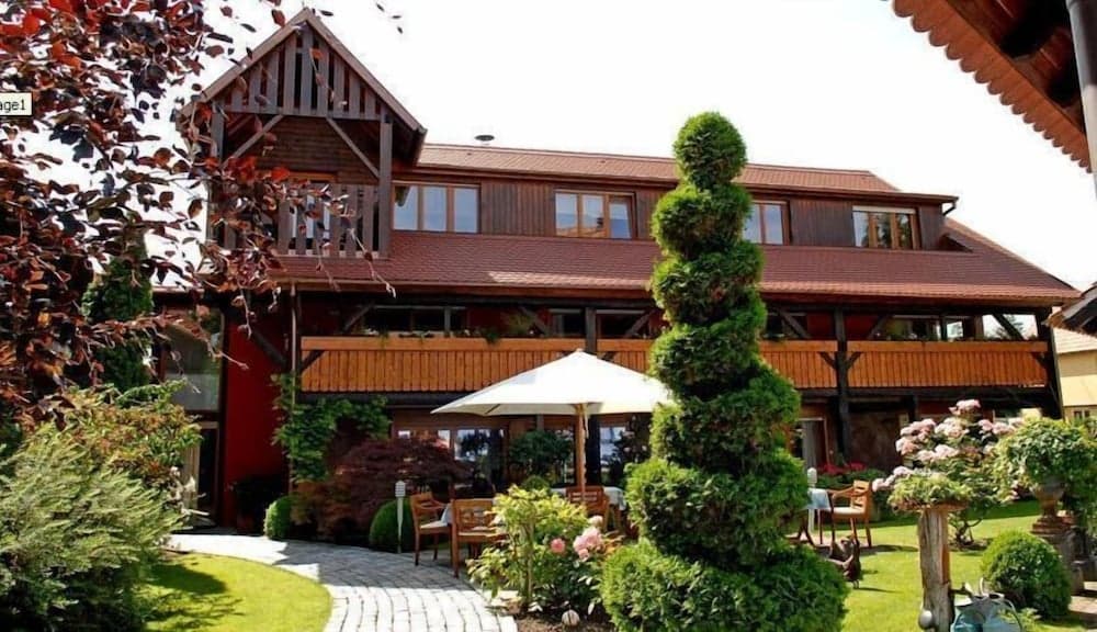 HÔTEL À LA FERME