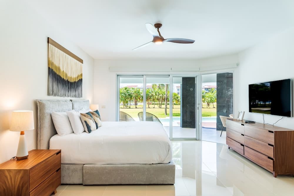 402n Casa Lucerna 2 Bedroom Apts by RedAwning