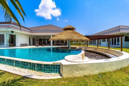 Luxury 7 Bedroom Pool Villa - WL67