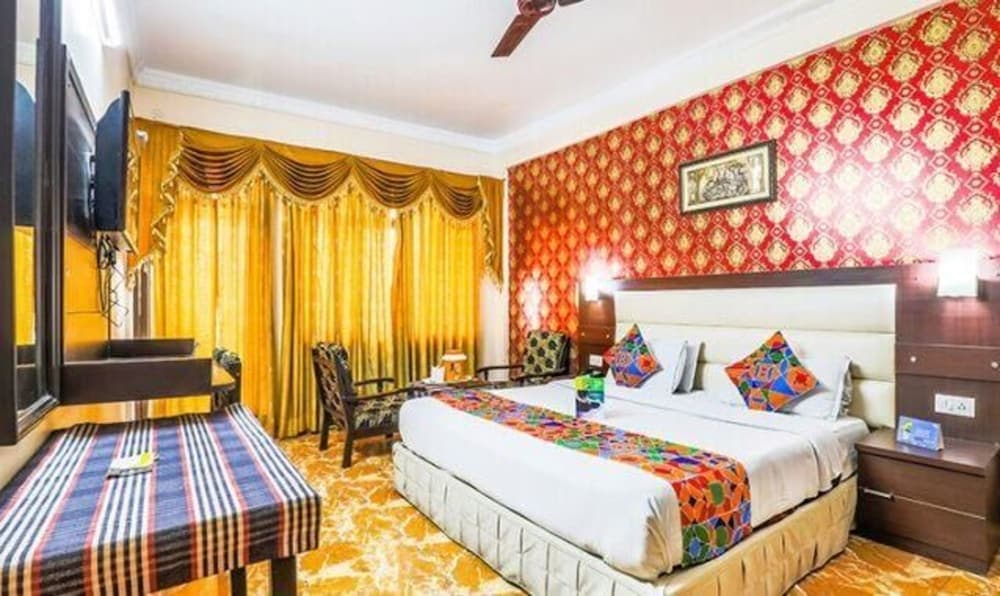 FabHotel Pramila Inn