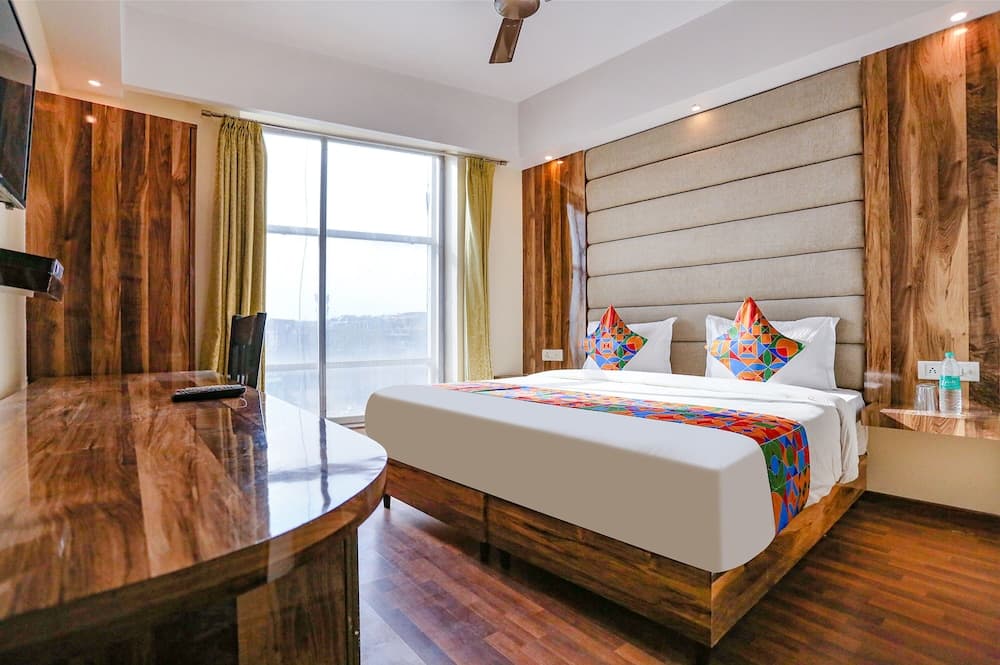 Fabexpress Kapashera Residency