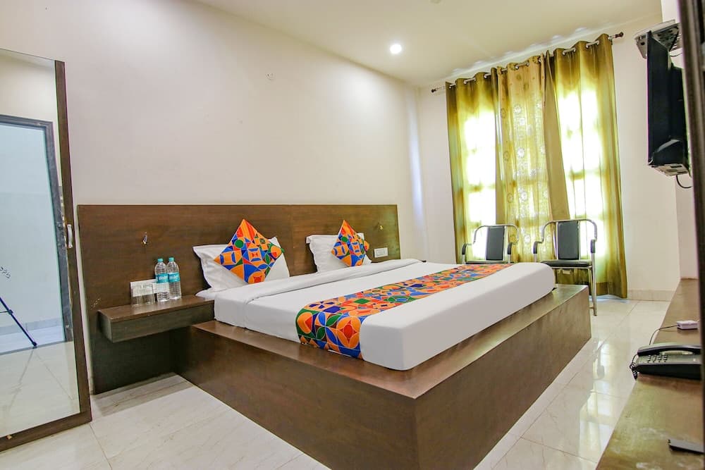 Fabhotel Legacy