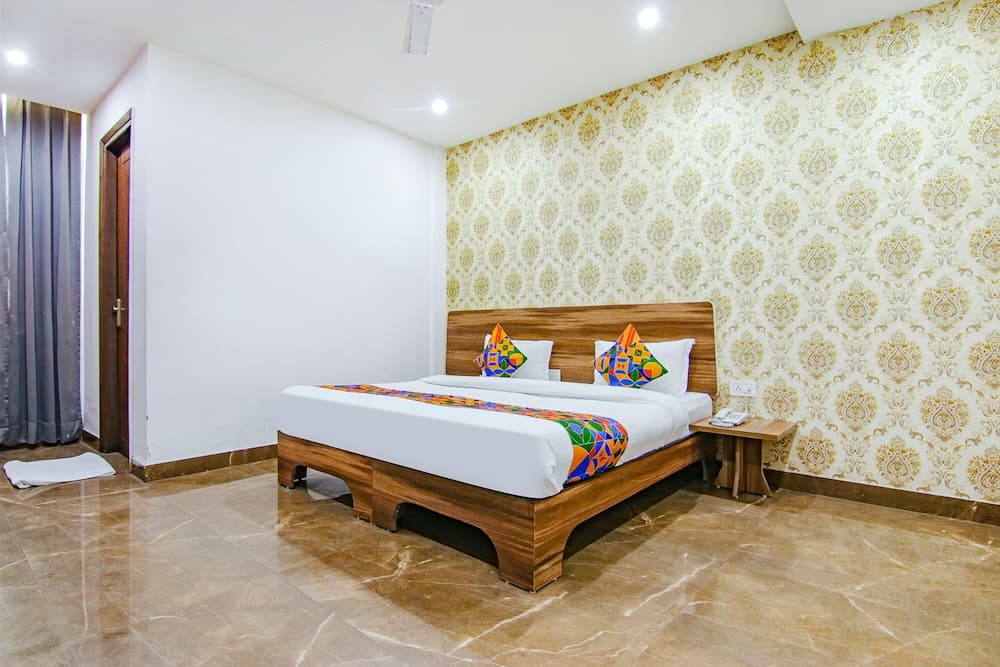 Fabexpress The Divine Residency