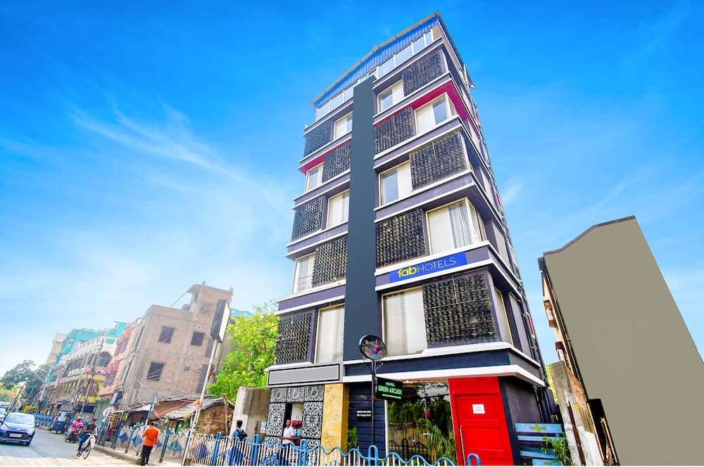 Fabhotel Airport Green Arcade