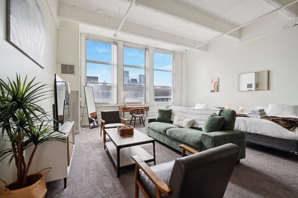 Loft 640