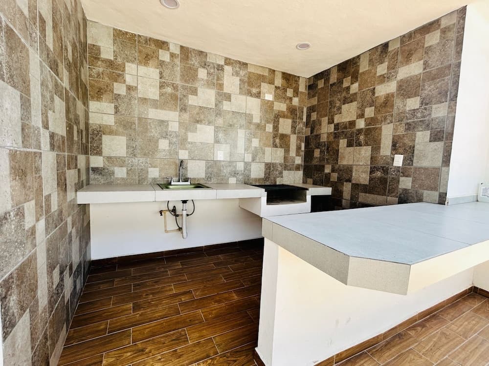 Barbekü/piknik alanı