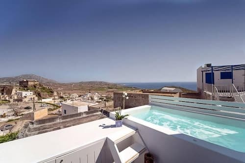 Santorita Suites