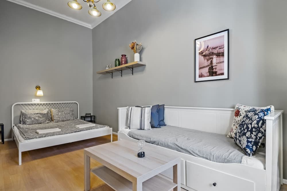 Venus Apartments  - Akacfa street II