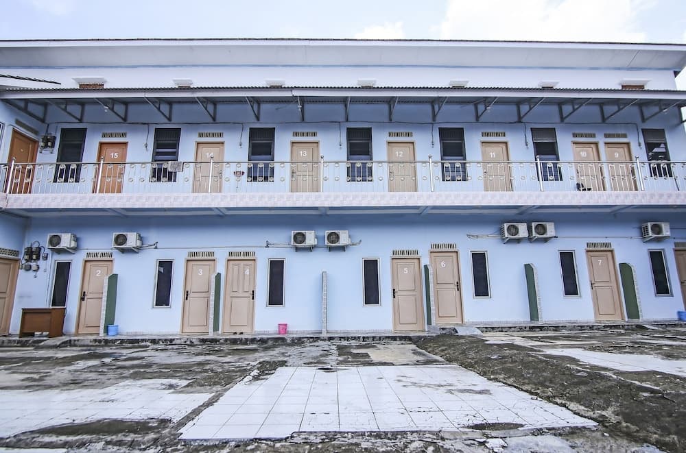 OYO Life 90433 Serasi Kost