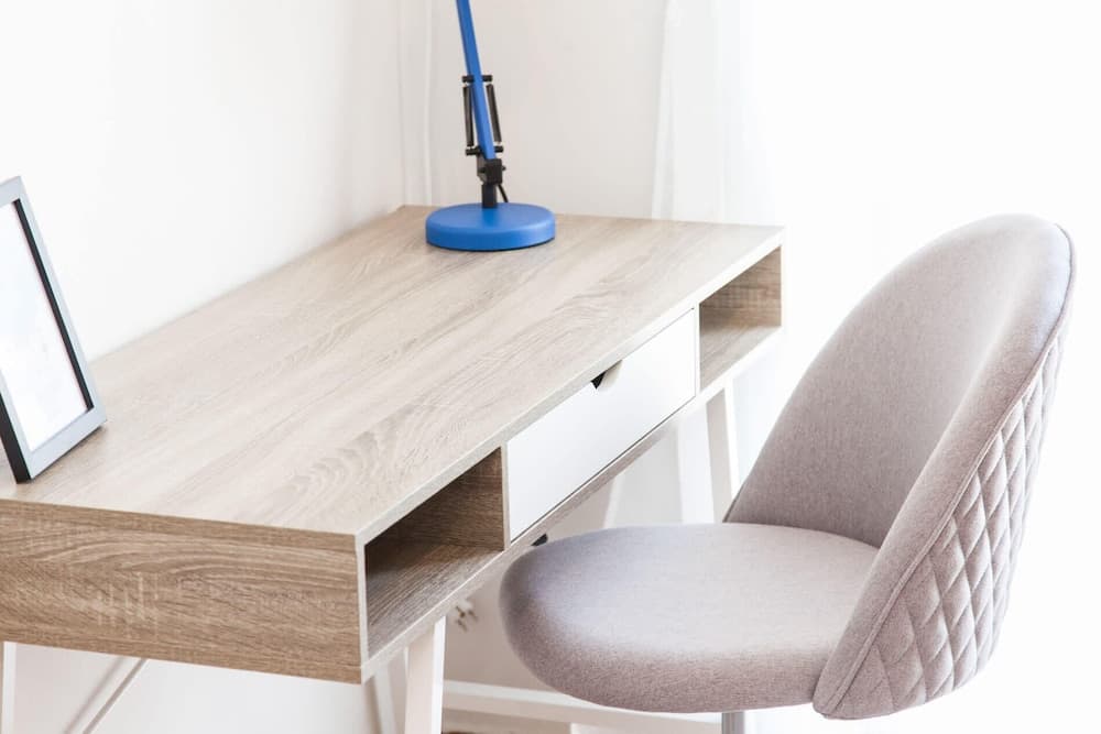 Modern New Apt next To Metaxourgeio