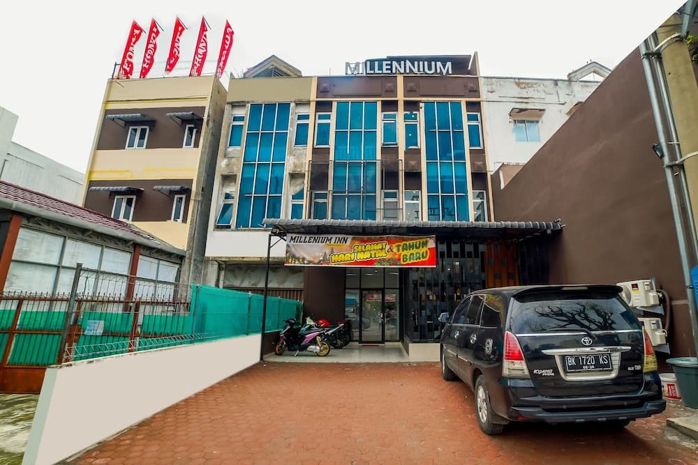 Capital O 90874 Millenium Inn 2