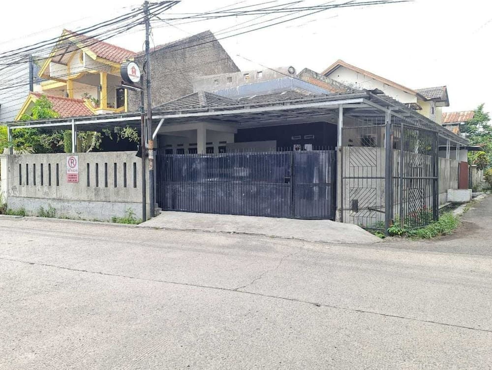 EXPRESS O 92035 Rumah Singgah 8b Syariah