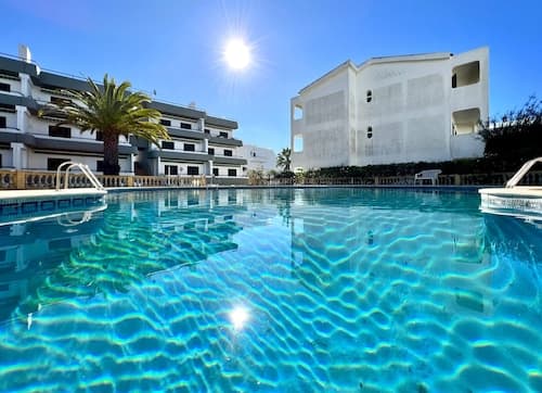 Albufeira Delight With Pool by Homing