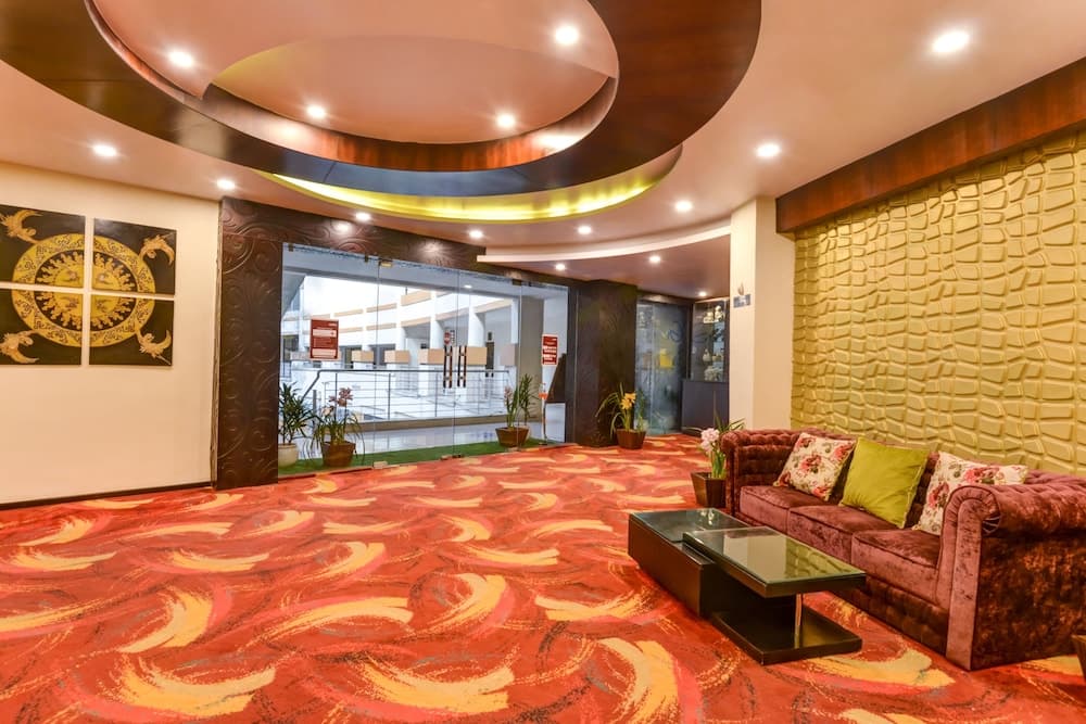 Summit Montana Suites & Spa