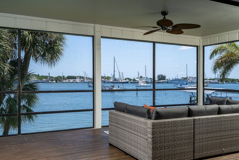 295 Ostego Dr - Gorgeous Bay Front Home 4 Bedroom Home by RedAwning