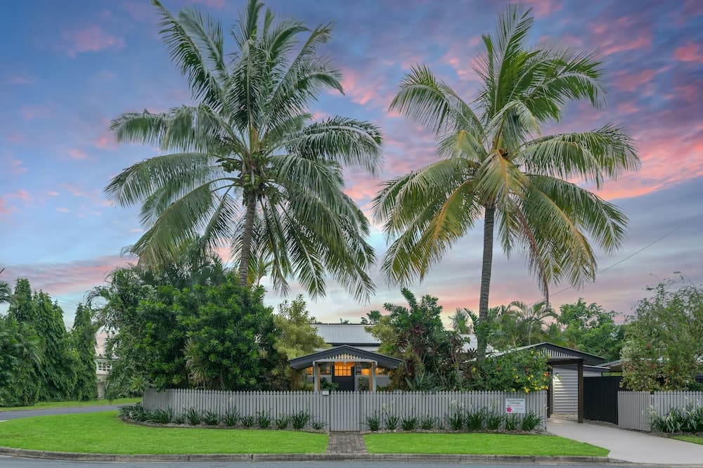 Sweet Creek Cottage, Palm Cove