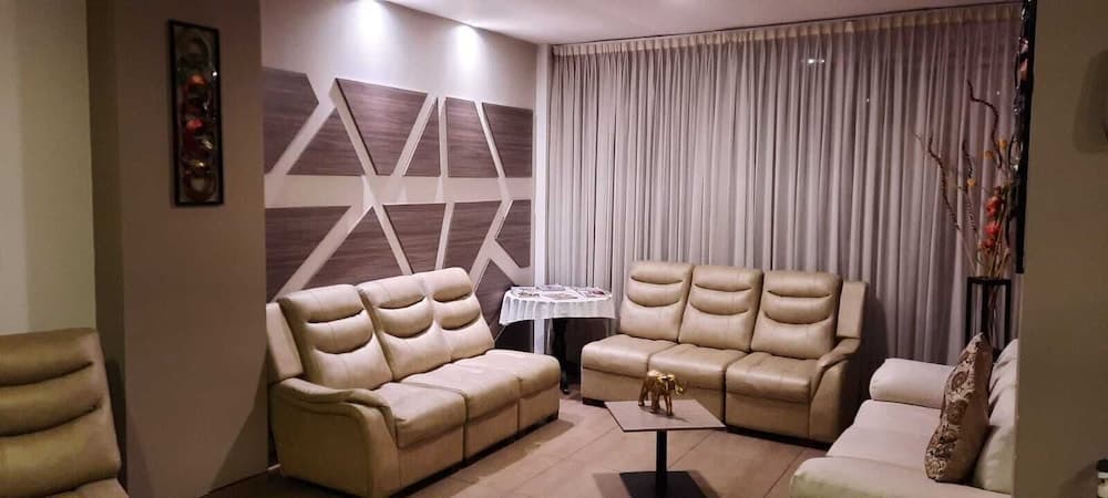 HOTEL EXPO INN AGORA