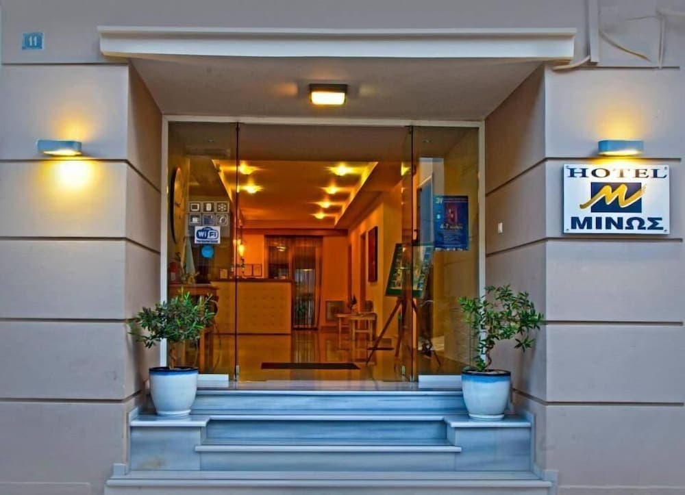 HOTEL MINOS