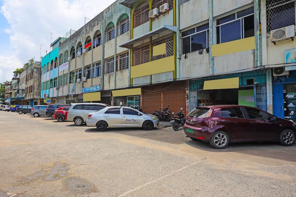 SPOT ON 92170 Penginapan Pak DheNearMall Nagoya Hill