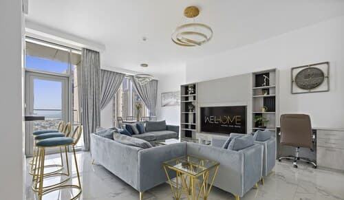 WelHome - Luxury Canal-Side Apartment in Al Habtoor City
