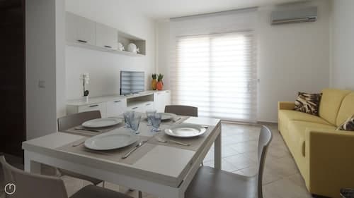 Welcomely- Xenia Boutique House - Apt 9