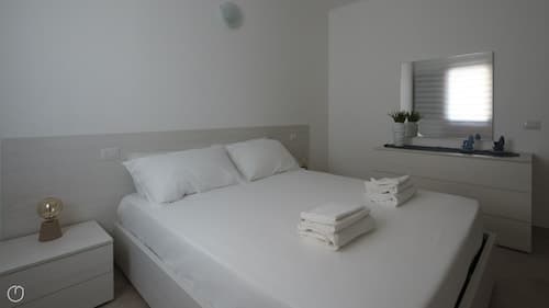 Welcomely - Xenia Boutique House - Apt 7