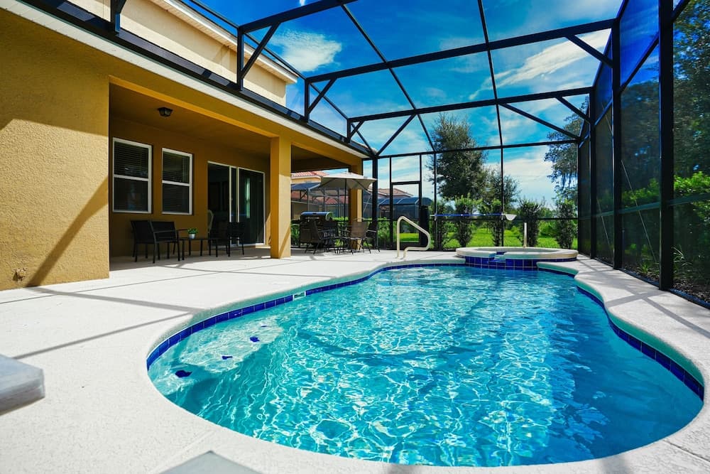 8032 Oak Shadow Court