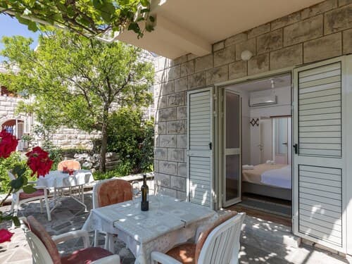 Begovic Guest House - One Bedroom Apartment