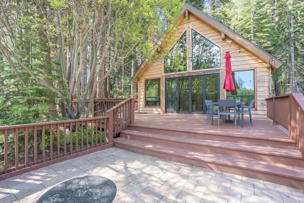 The Pond Cabin
