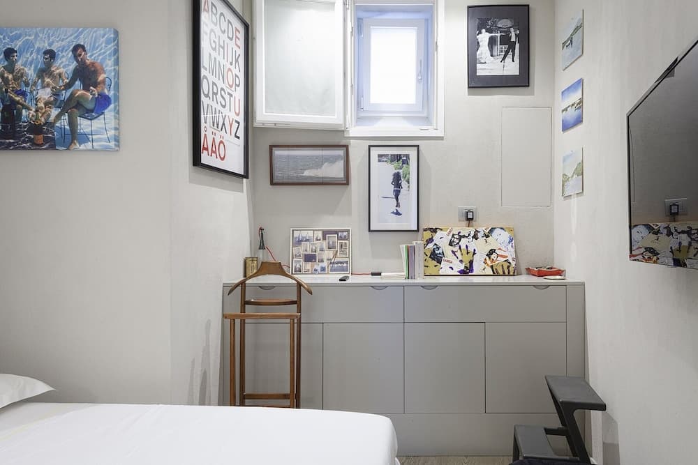 Aurora 20 A Boccadasse By Wonderful Italy