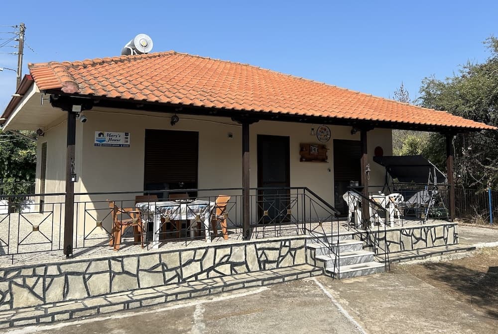 ''Mary's House'' Entire residence Olympiada Halkidiki Near to See 200m!