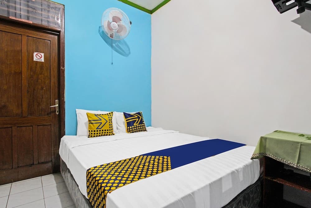 SPOT ON 91911 Rejeki Homestay Syariah Malioboro