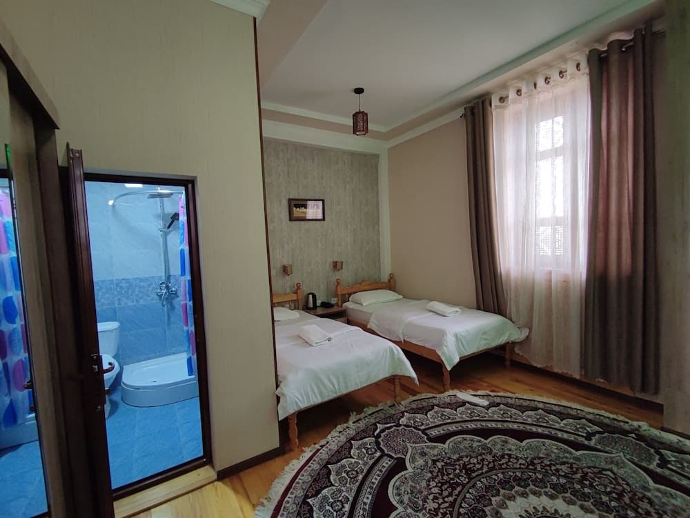 Naqshband Craft Center & Hotel