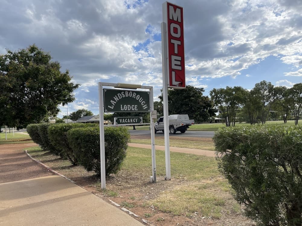 Landsborough Lodge Motel
