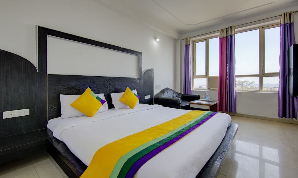 Itsy Hotels Satya Shree