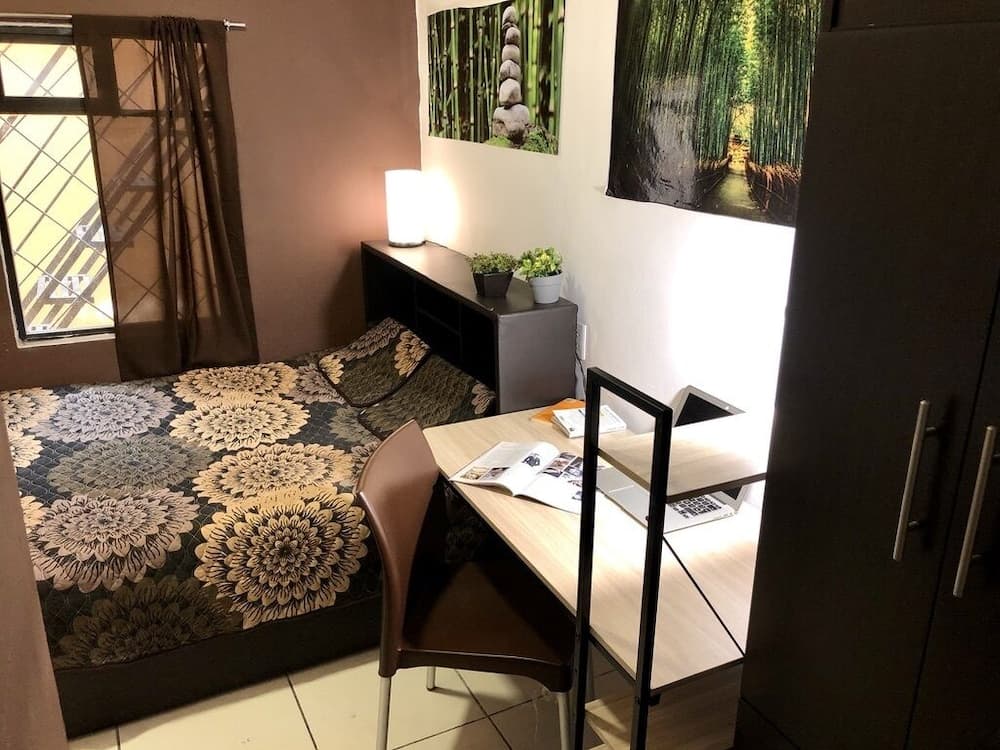 HOSTAL ROMA