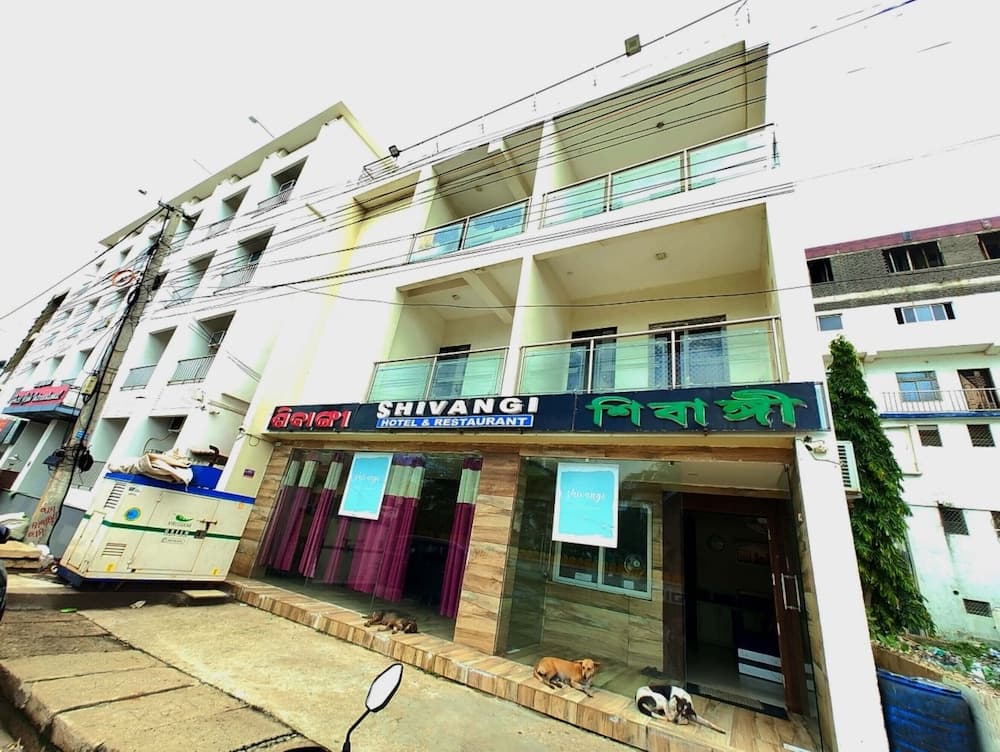 Goroomgo Hotel Shivangi Puri