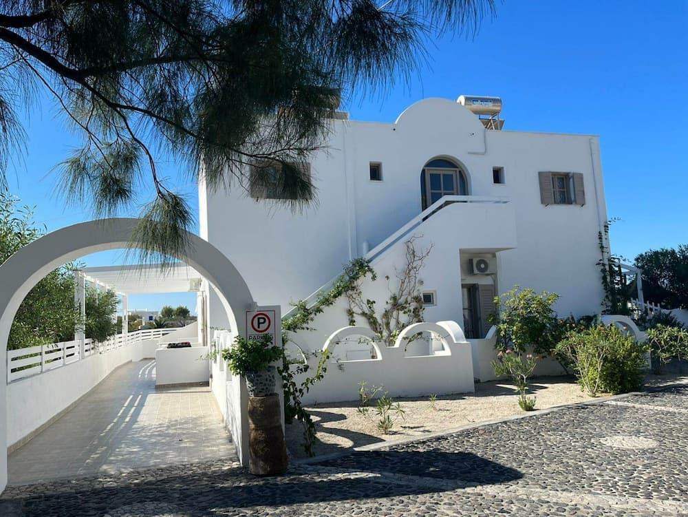 Konaklama yerinin ön cephesi