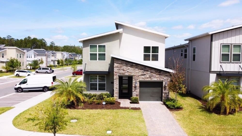5 Bed 5 Bath South Facing Pool Home Storey Lake 5 Bedroom Home by RedAwning