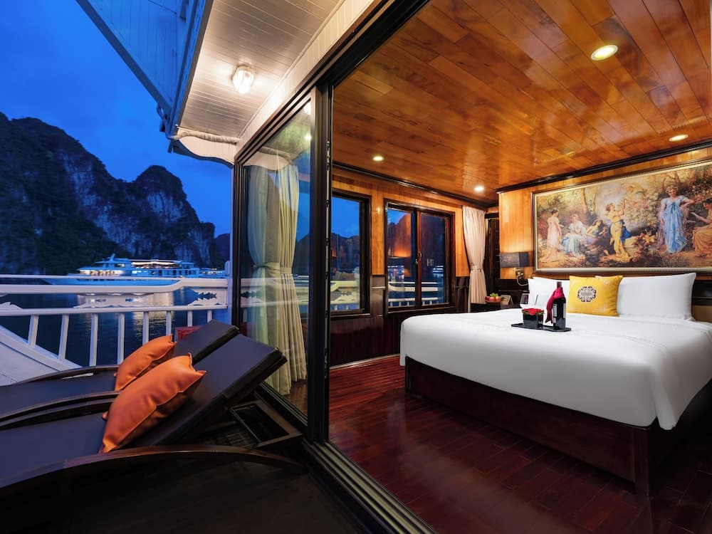 Hera Classic Boutique Cruises