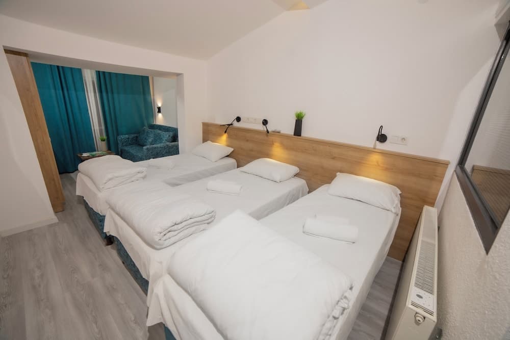Blue Topas Otel
