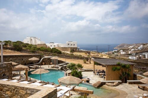 Nur Mykonian Suites