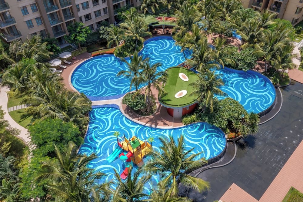 One Park Hotel & Residence