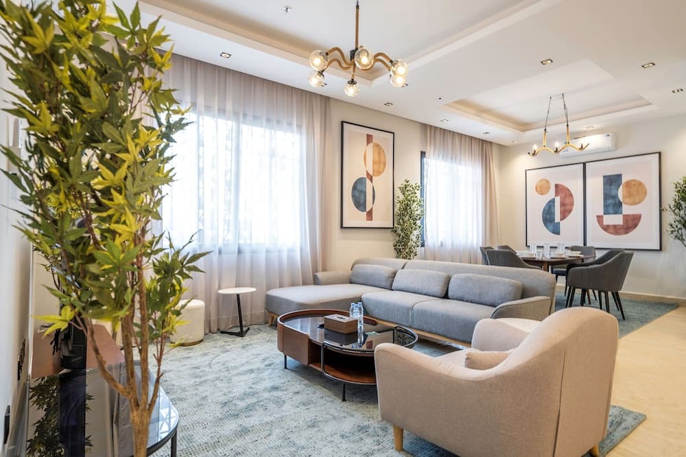 Mabaat - Al Malqa - 523