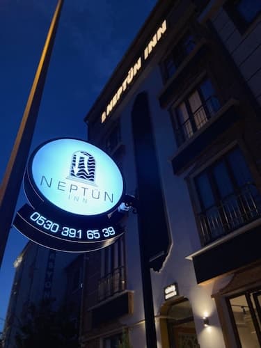 Neptün Inn