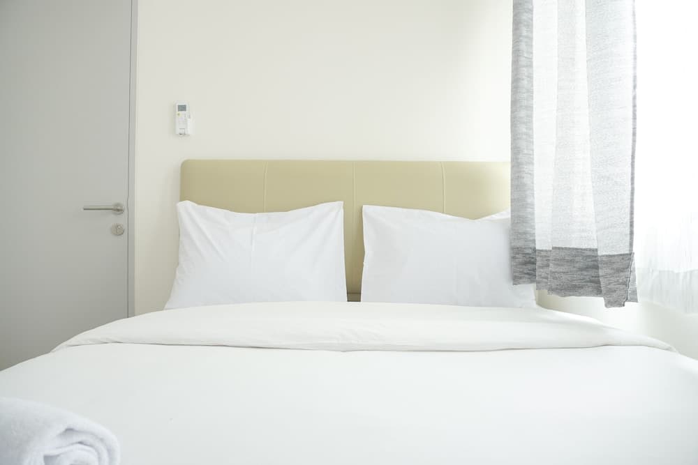 Simply Look And Homey 1Br Osaka Riverview Pik 2 Apartment