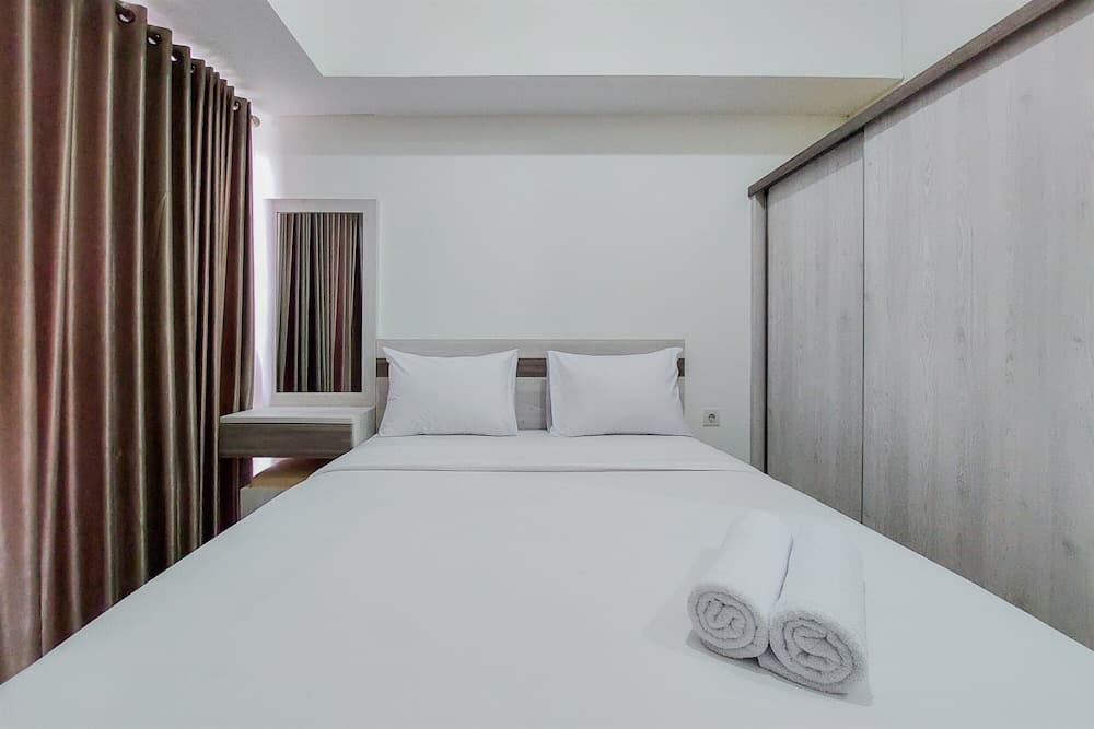 Homey And Best Choice Studio 16Th Floor Casa De Parco Apartment