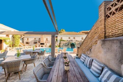 Garden Village Hotel