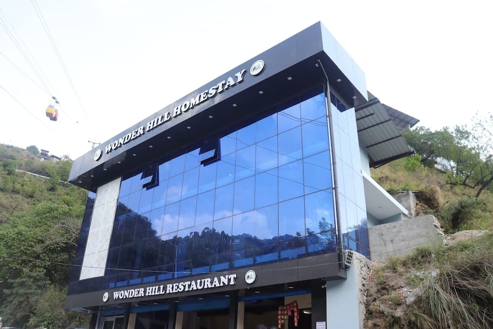 Konaklama yerinin ön cephesi